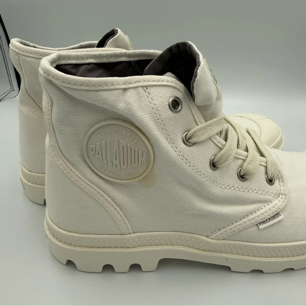 Palladium Womens Pampa Star White Round Toe Zippered Ankle Boots‎ Size 9.5 New